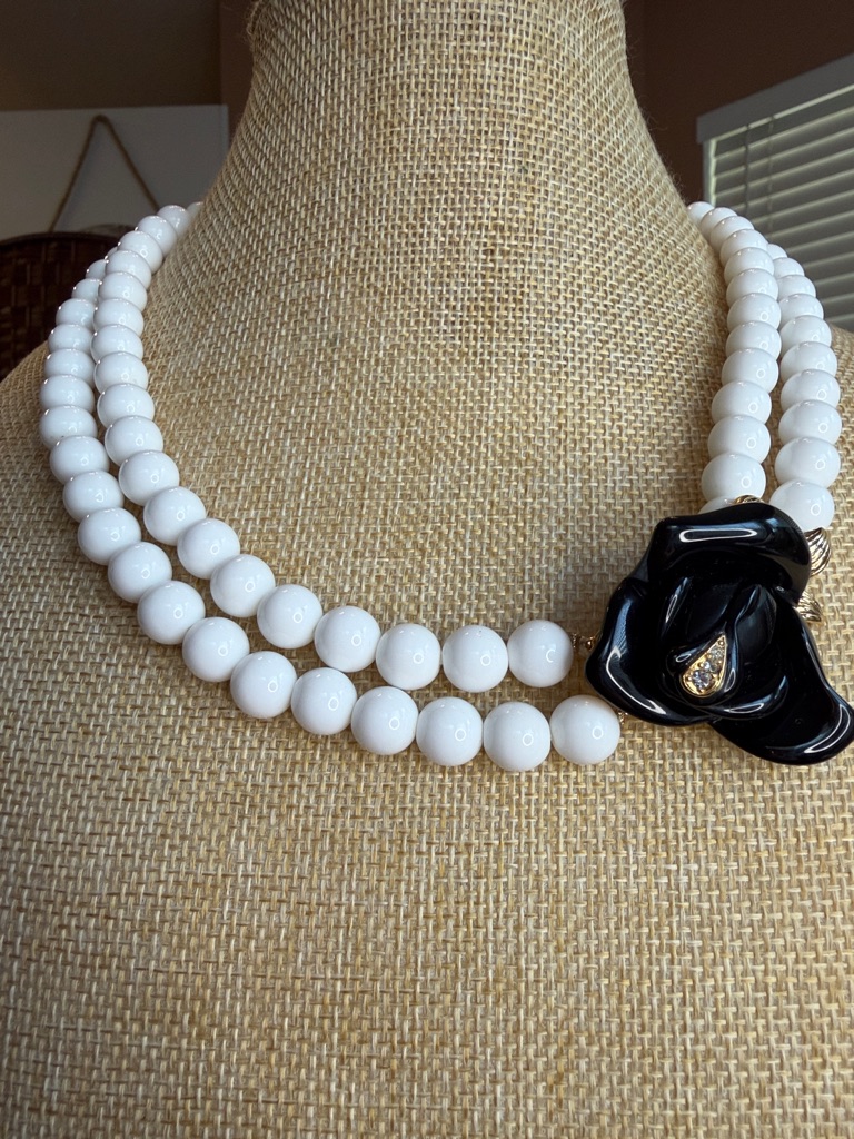 Kenneth Jay Lane White Beaded Necklace With Black Floral Accent Clasp
